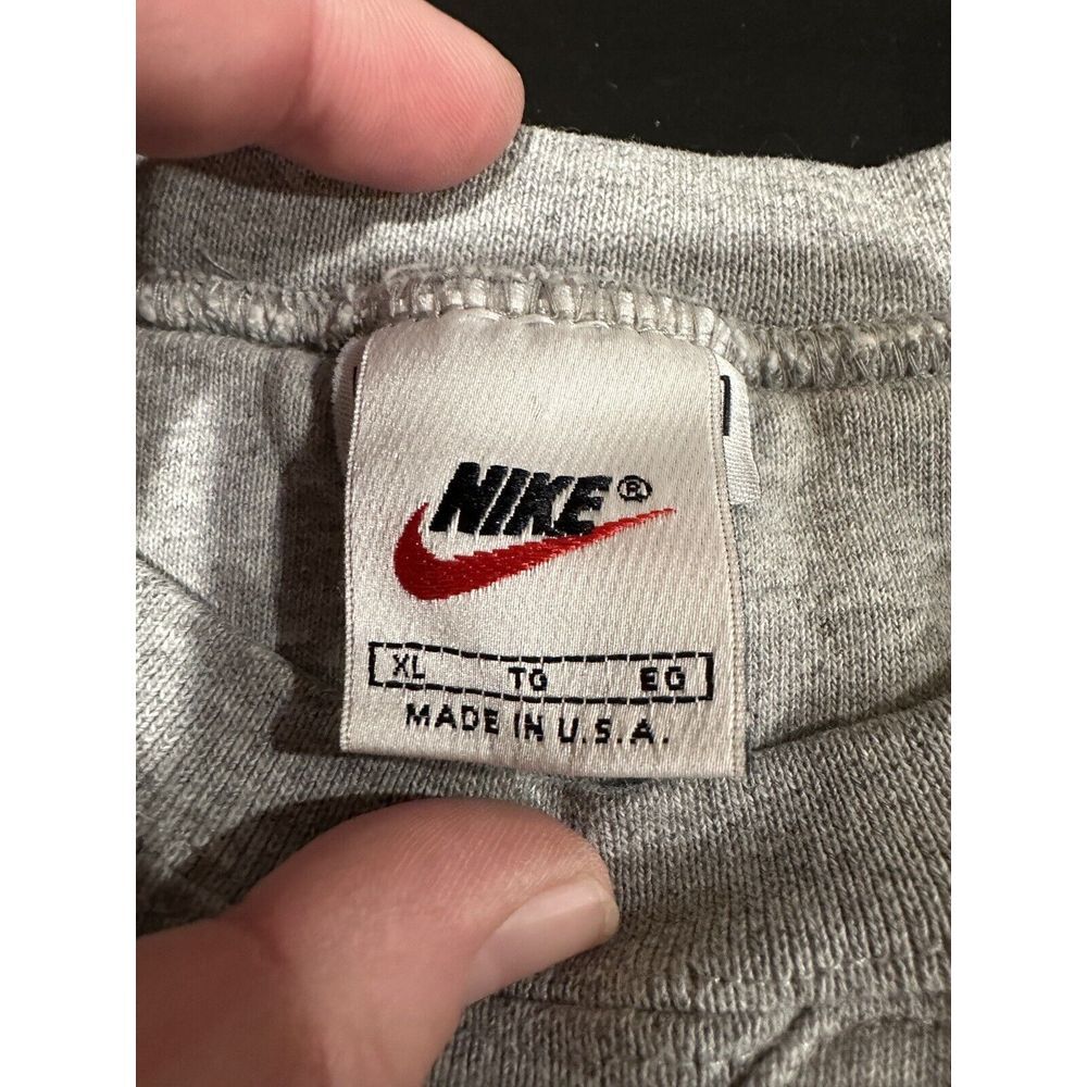 VTG NIKE Swoosh Embroidered Logo Sweatshirt Gray X-Large Length+4 Made In USA - Picture 3 of 6